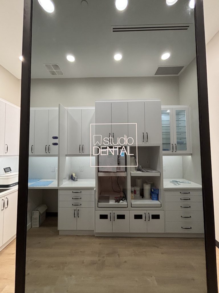 Studio Dental Upper Canada Dentist Office